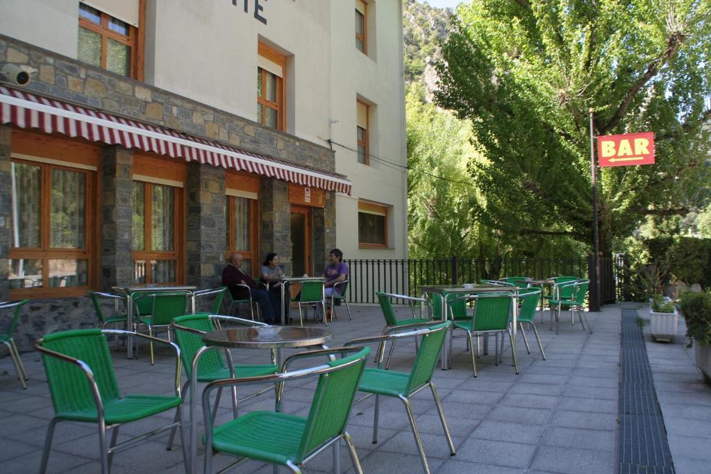 Meson De Salinas Hotel Salinas de Bielsa Exterior photo