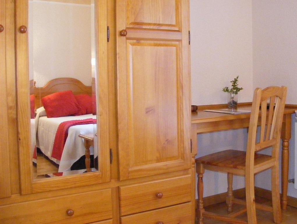 Meson De Salinas Hotel Salinas de Bielsa Room photo